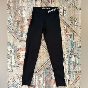 Nike Pro leggings